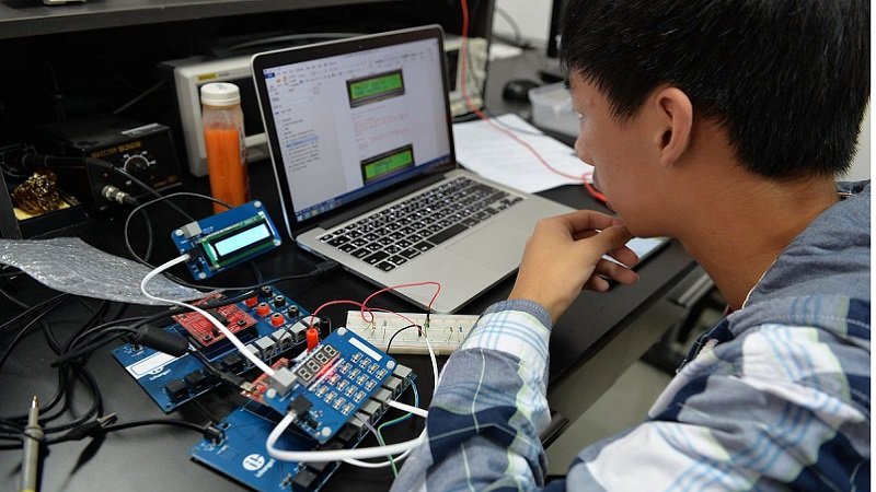 單片機開發(fā)